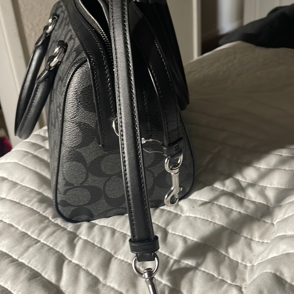 Coach bag - Picture 2 of 3